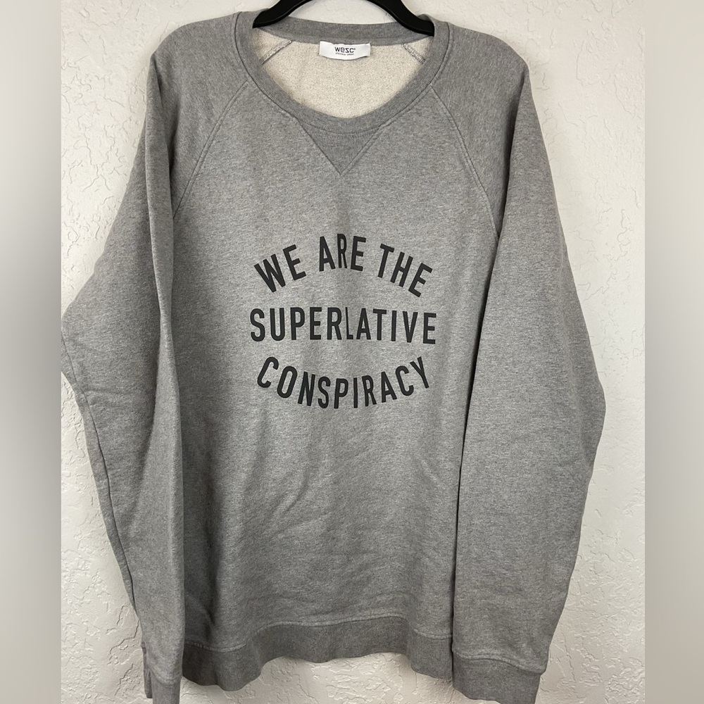 Men’s Heather Gray WESC Brent Style Logo Crewneck Sweatshirt Size XL Streetwear